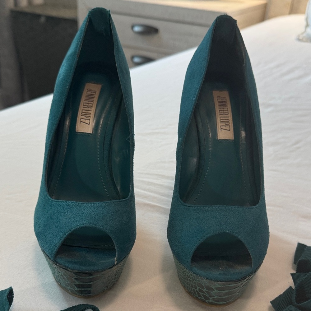 Jennifer Lopez Teal Platform Heels